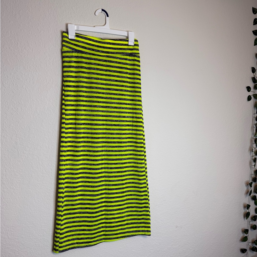 Striped Highlighter Green and Black Women's Skirt, Size L/XL